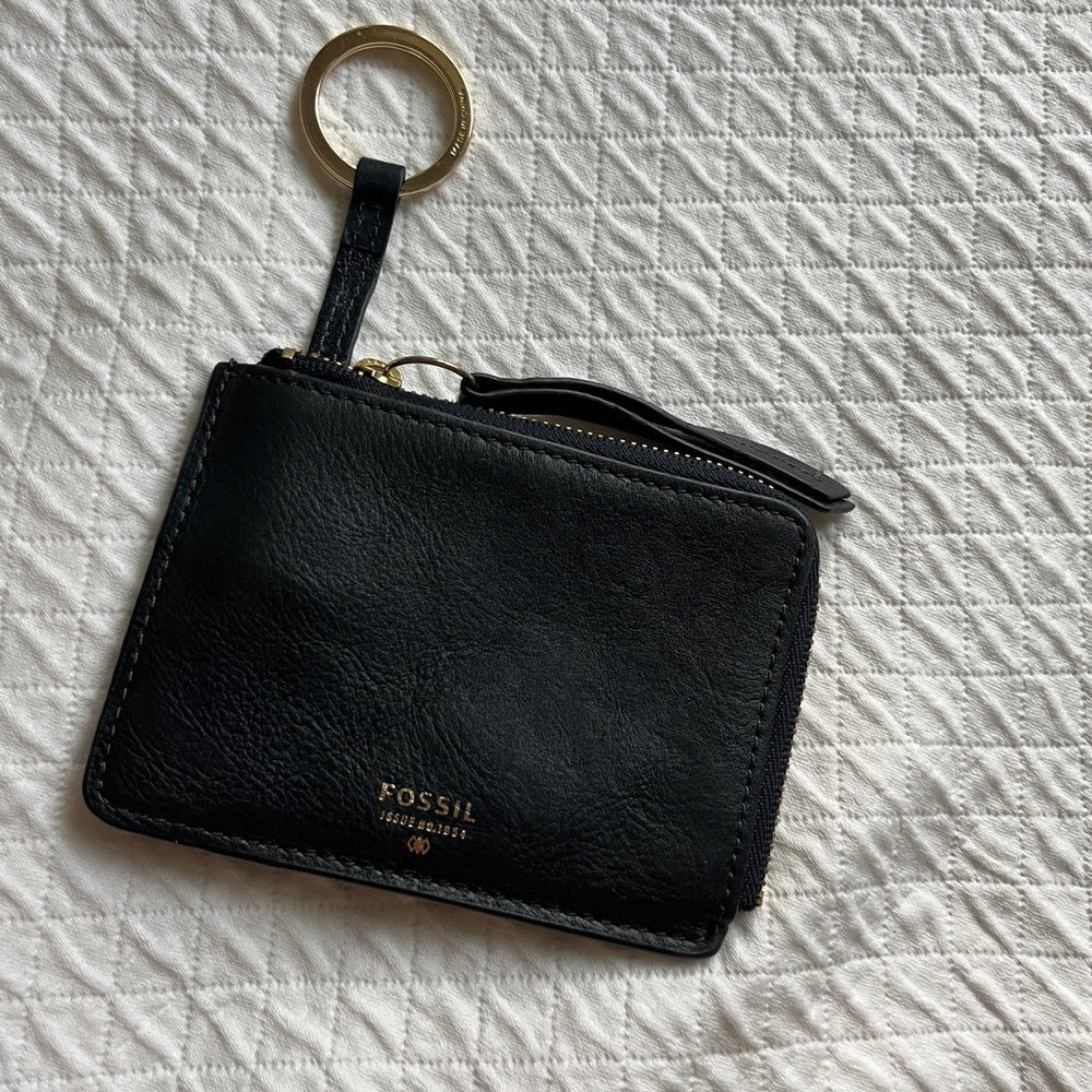 Fossil Leather Zip Card Case Wallet with Key Ring
